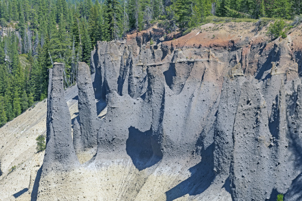details, on, volcanic, pinnacles, in, the - 28279940