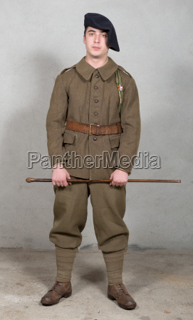 Rasende propel sprede Fransk soldat i 1940 s uniform - Stockphoto #21475611 | PantherMedia  Billedbureau